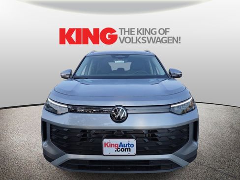 New 2026 Volkswagen Tiguan SE FWD image 9