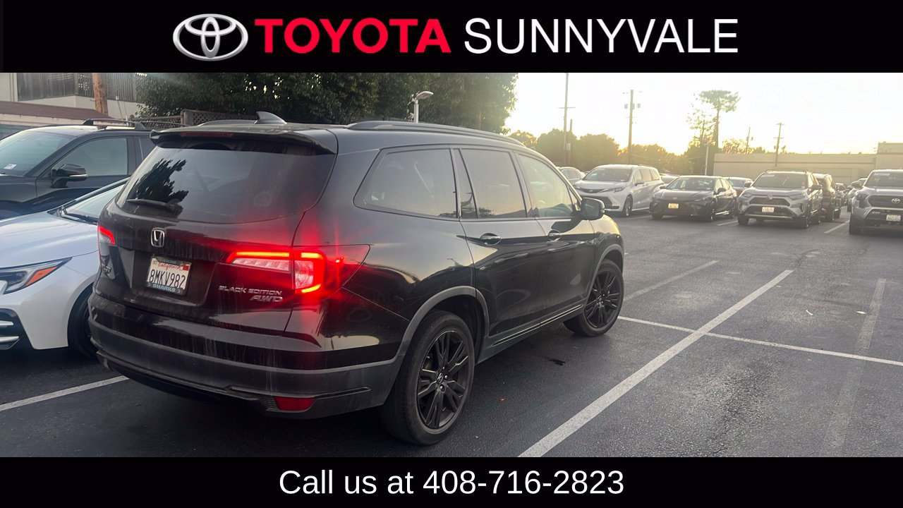 Used 2020 Honda Pilot Black Edition image 2