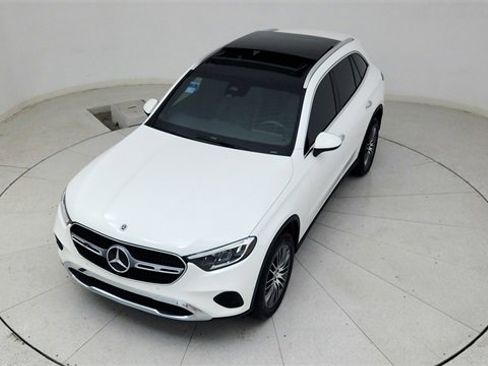 Used 2025 Mercedes-Benz GLC 300 image 74