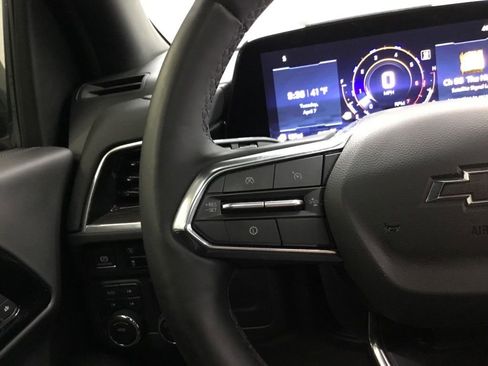 Used 2025 Chevrolet Tahoe Z71 w/ Comfort Package image 36