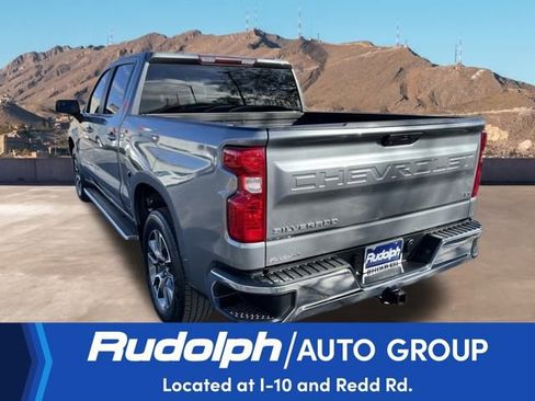 Used 2021 Chevrolet Silverado 1500 LT image 3