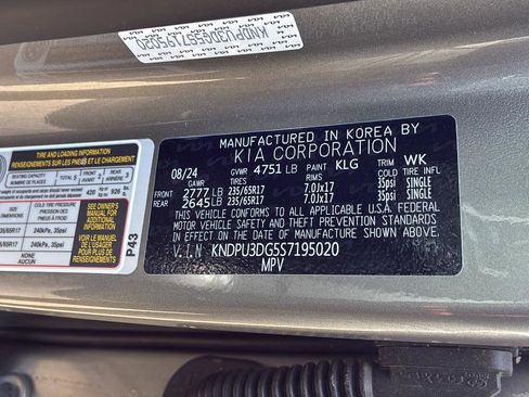 Used 2025 Kia Sportage LX FWD image 38