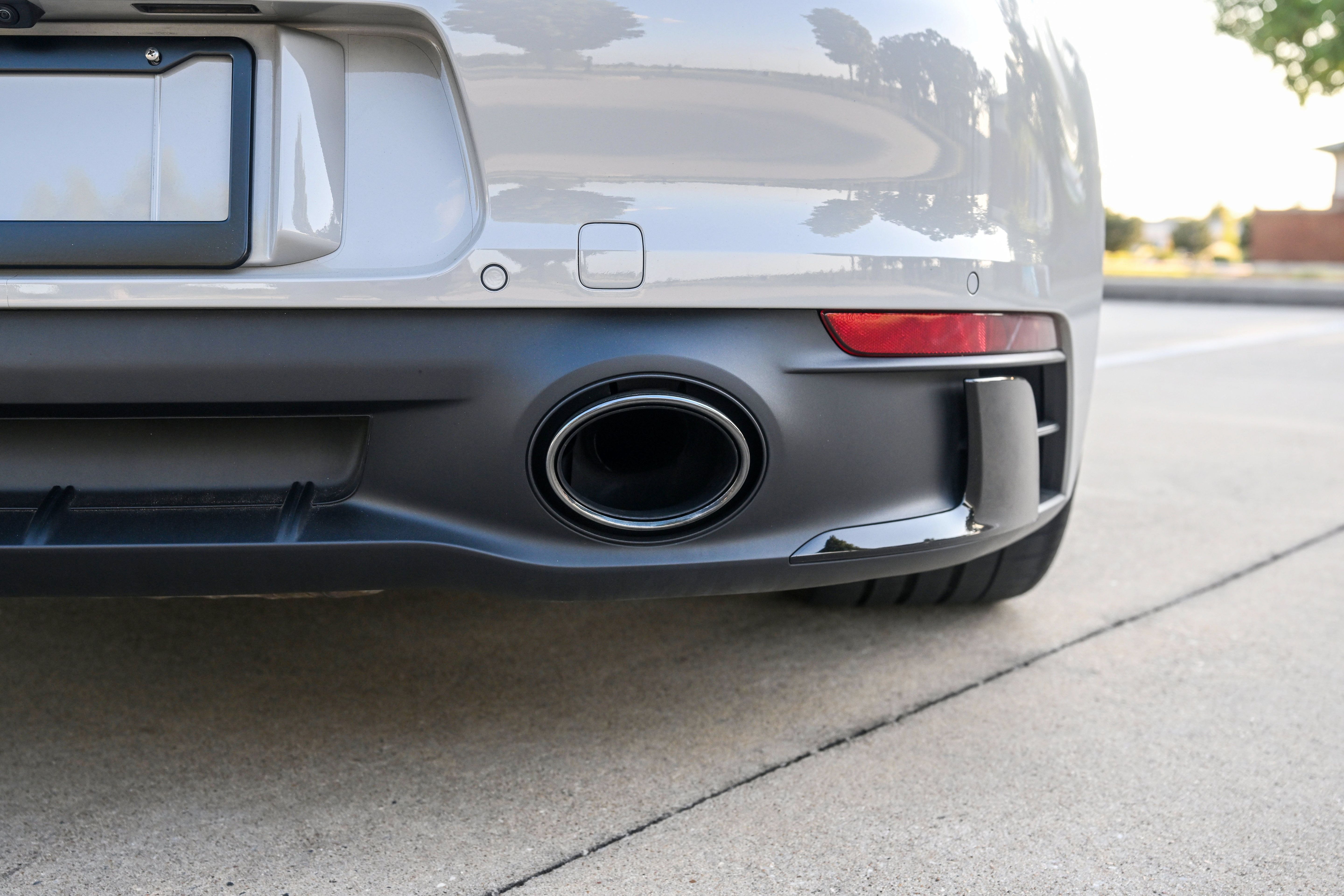 Used 2022 Porsche 911 AWD/4WD image 38