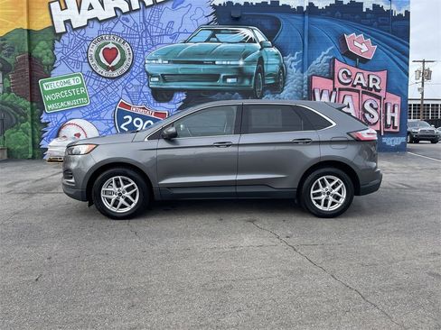 Used 2023 Ford Edge SEL image 2
