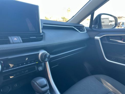 Used 2025 Toyota RAV4 XLE w/ Convenience Package image 37