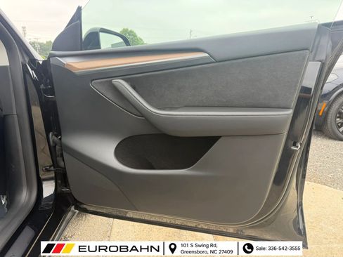 Used 2023 Tesla Model Y Performance AWD/4WD image 21