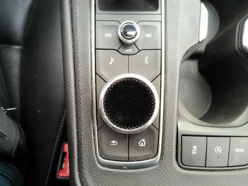 Used 2019 Cadillac XT4 Premium Luxury image 44