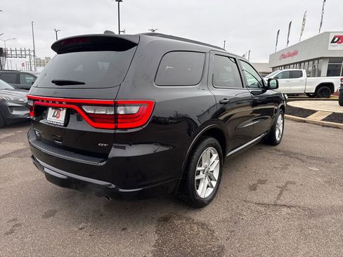Used 2024 Dodge Durango GT image 11