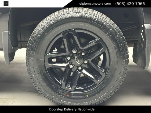 Used 2019 Chevrolet Silverado 1500 LT Trail Boss image 40