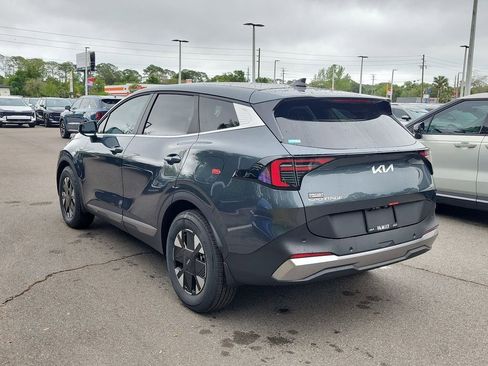New 2026 Kia Sportage LX FWD image 4
