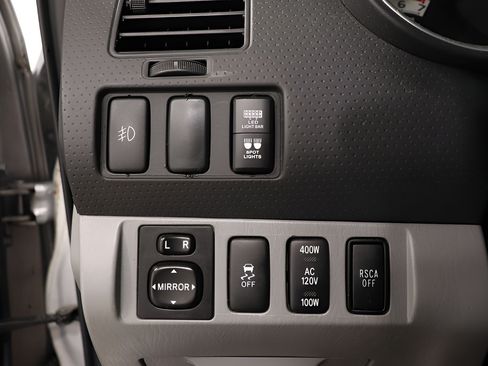 Used 2013 Toyota Tacoma 4x4 Double Cab w/ TRD Sport Pkg image 17