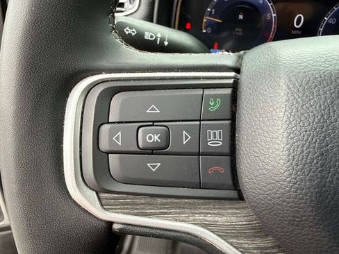 Used 2024 Jeep Wagoneer L Series II w/ Flexible Seating Group RWD image 33
