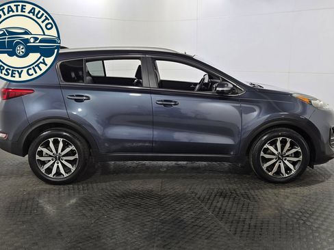 Used 2017 Kia Sportage EX w/ EX Technology Package FWD image 8