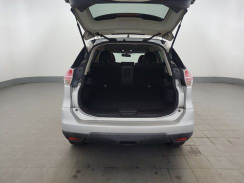 Used 2016 Nissan Rogue S w/ Appearance Package AWD/4WD image 29
