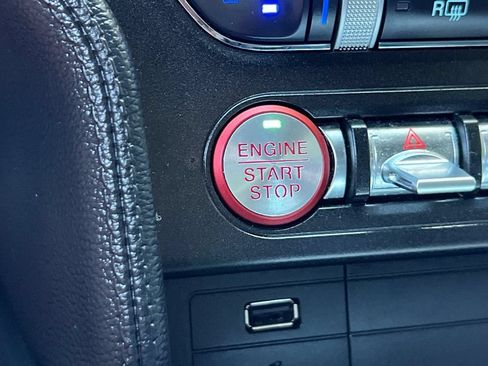 Used 2020 Ford Mustang GT Premium RWD image 23
