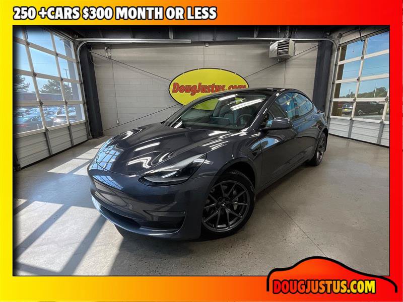 Used 2021 Tesla Model 3 Standard Range Plus RWD image 1