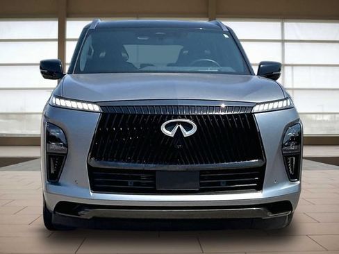 Used 2025 INFINITI QX80 Autograph AWD/4WD image 3