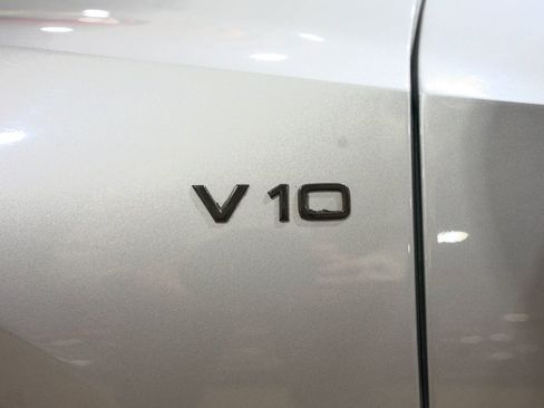 Used 2018 Audi R8 V10 w/ Carbon Exterior Package AWD/4WD image 36