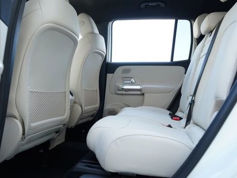 Certified 2025 Mercedes-Benz GLB 250 image 28