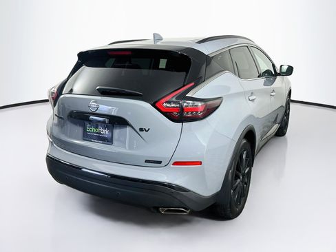 Used 2024 Nissan Murano SV w/ SV Midnight Edition Package FWD image 9