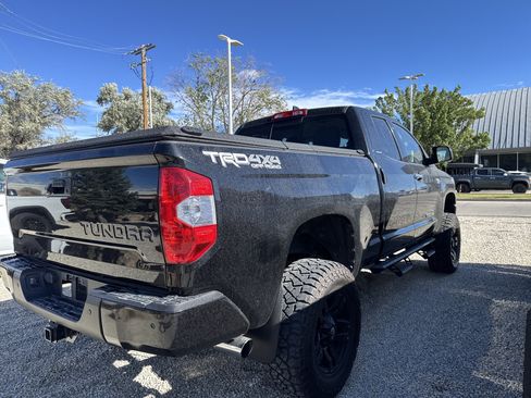 Used 2020 Toyota Tundra Limited w/ Limited Premium Package AWD/4WD image 3