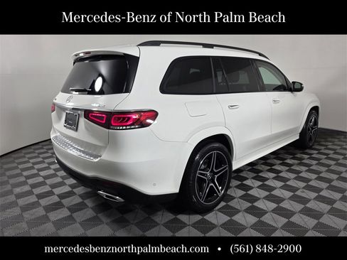 Certified 2022 Mercedes-Benz GLS 450 4MATIC image 6