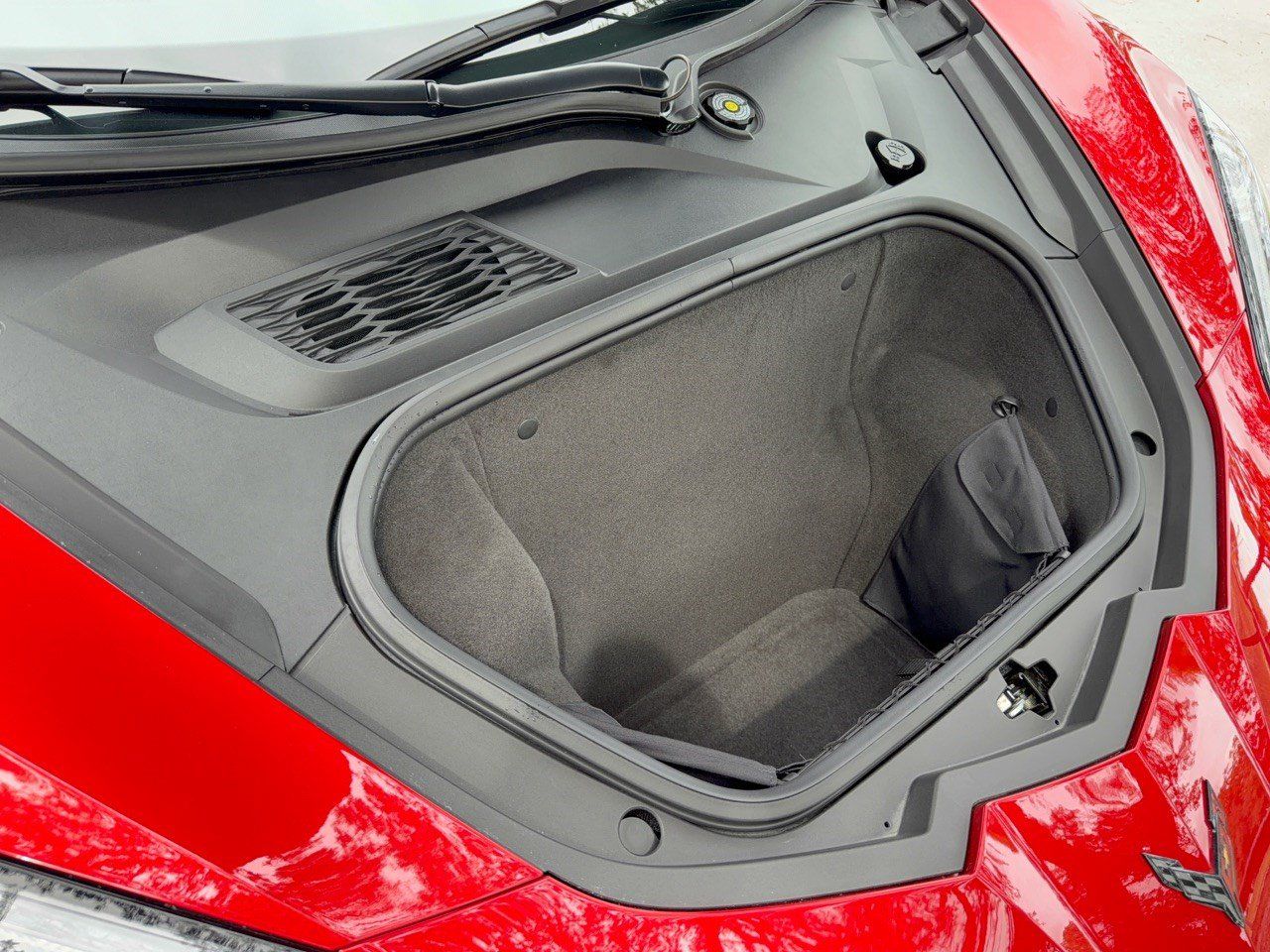 Used 2025 Chevrolet Corvette Stingray Preferred Cpe w/ 2LT RWD image 29