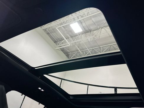 Used 2024 Ford Explorer ST w/ Equipment Group 401A image 33