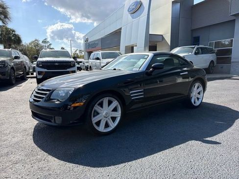 Used 2005 Chrysler Crossfire Limited RWD image 3