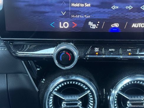 Used 2026 Chevrolet Blazer EV LT FWD image 28