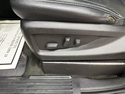 Used 2018 Chevrolet Silverado 1500 LT w/ All Star Edition image 37