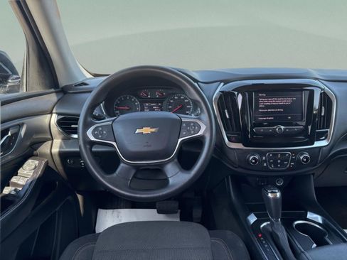 Used 2020 Chevrolet Traverse LS image 13