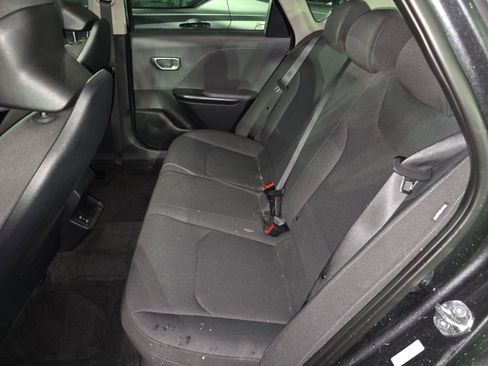 Used 2025 Kia K4 LX image 4