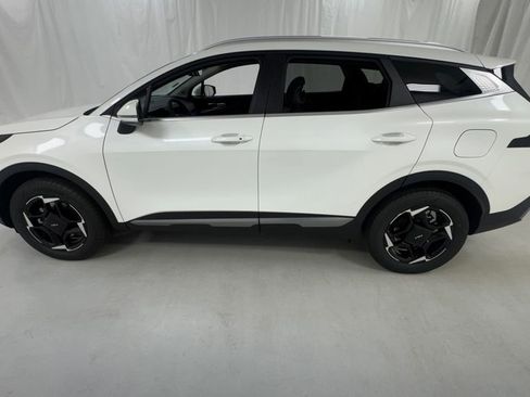 New 2026 Kia Sportage EX AWD/4WD image 6