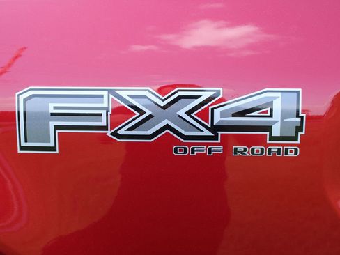 Used 2025 Ford F150 Lariat w/ Equipment Group 502A High AWD/4WD image 8