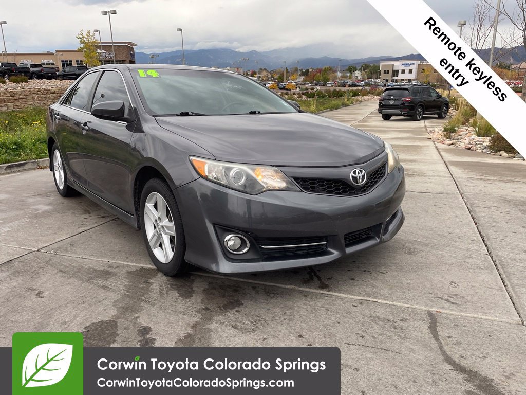 Used 2014 Toyota Camry SE FWD 360° Tour
