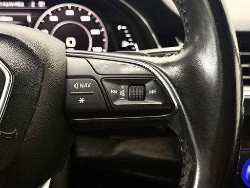 Used 2017 Audi Q7 3.0T Premium Plus AWD/4WD image 21