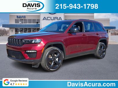 Used 2025 Jeep Grand Cherokee Limited w/ Black Appearance Package