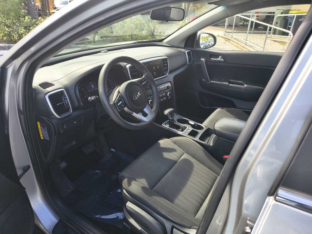 Used 2022 Kia Sportage LX AWD/4WD image 8