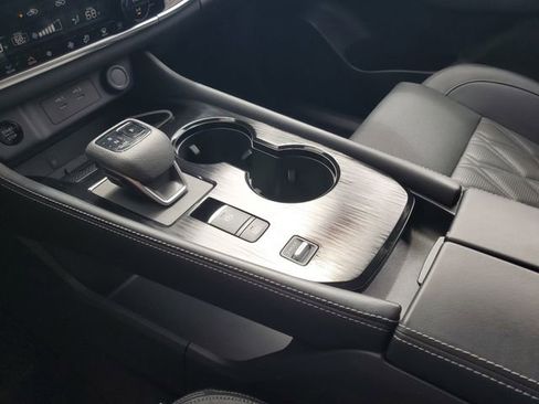 Certified 2025 Nissan Rogue Platinum w/ Platinum Premium Package image 19