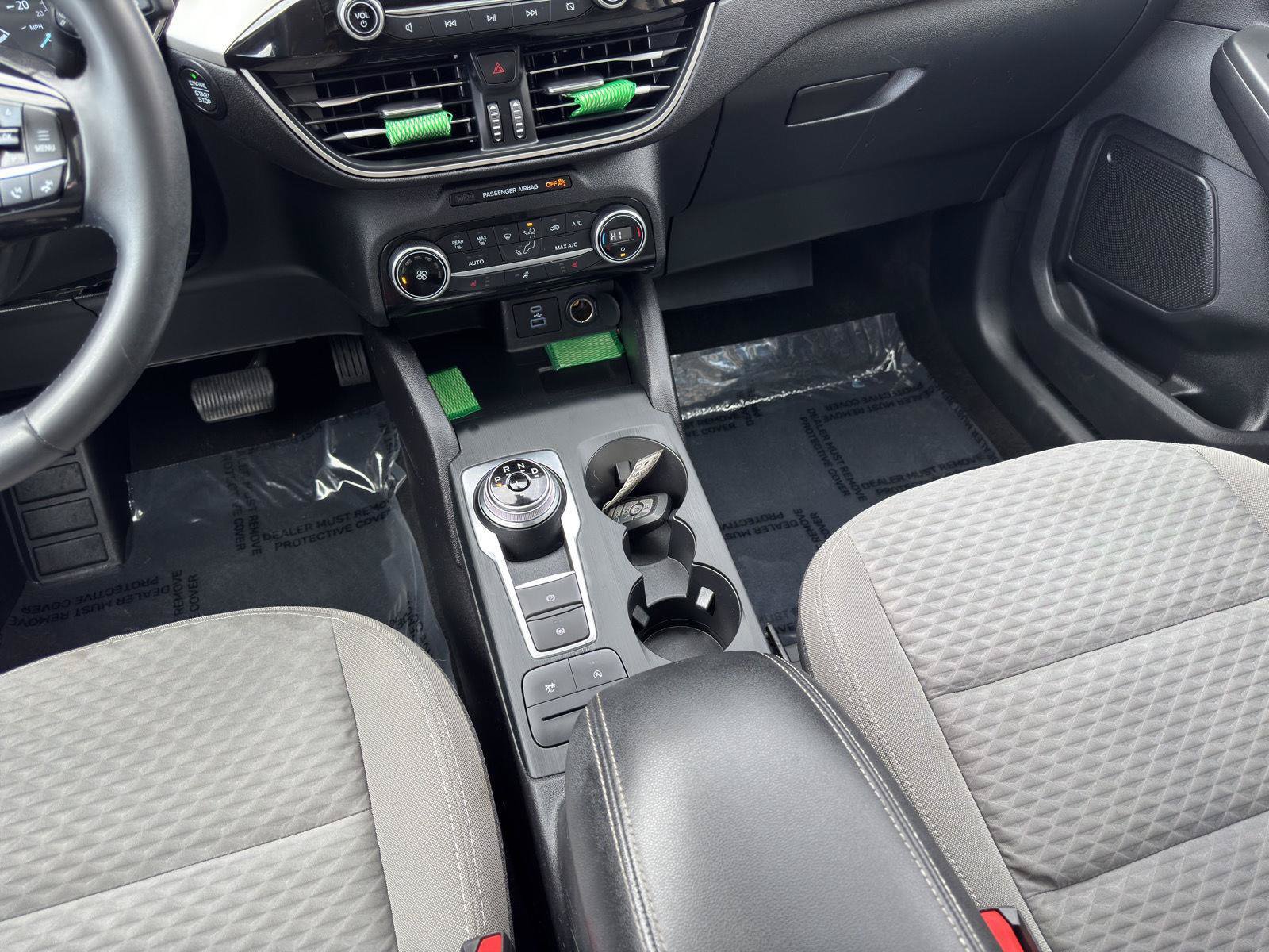 Used 2021 Ford Escape SE w/ Cold Weather Package FWD image 34