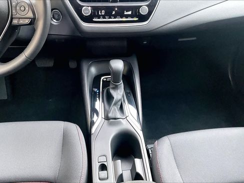 Used 2026 Toyota Corolla SE FWD image 17