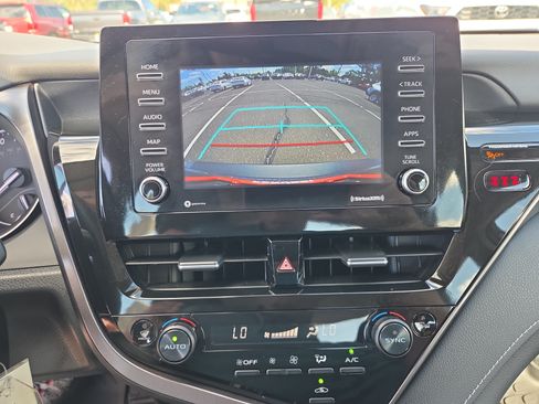 Certified 2024 Toyota Camry SE FWD image 21