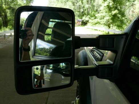 Used 2011 Ford F550 2WD Regular Cab Super Duty w/ Payload Upgrade Pkg image 13