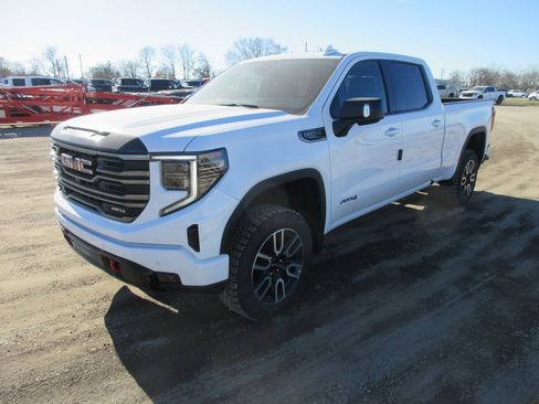 New 2026 GMC Sierra 1500 AT4 w/ AT4 Premium Package image 11