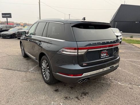 Used 2022 Lincoln Aviator Reserve w/ Elements Package Plus AWD/4WD image 3