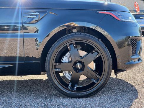Used 2020 Land Rover Range Rover Sport HSE image 15