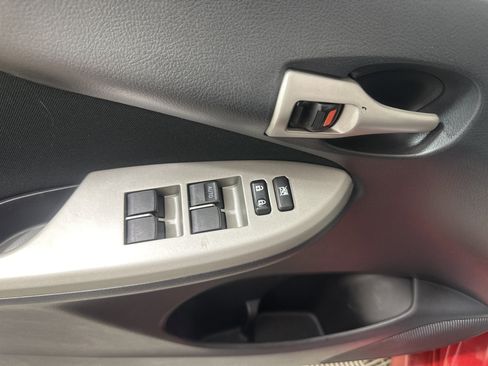 Used 2012 Toyota Corolla S FWD image 11