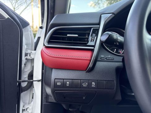 Used 2021 Toyota Camry XSE w/ Navigation Upgrade Package image 27