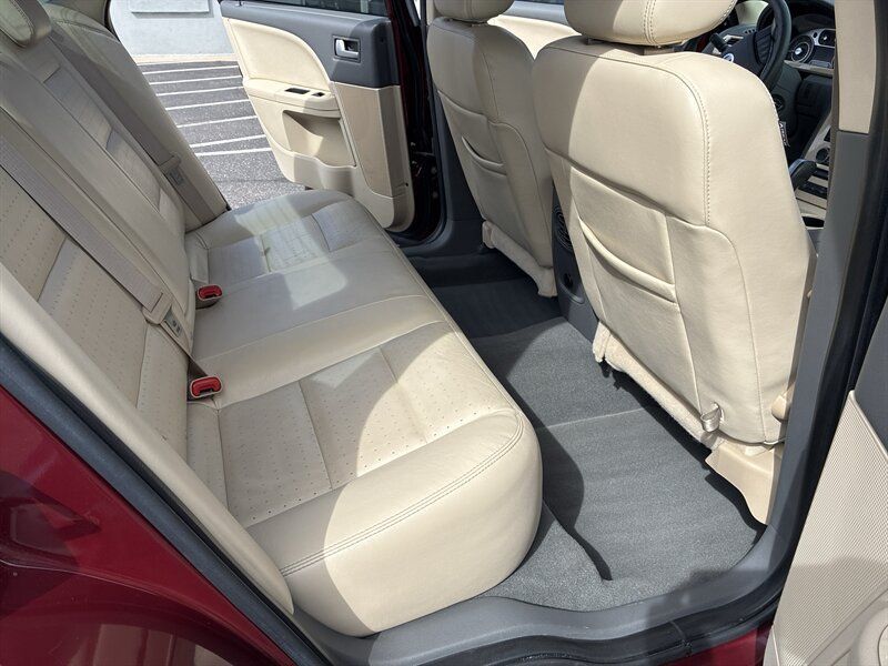 Used 2008 Mercury Sable Premier FWD image 12